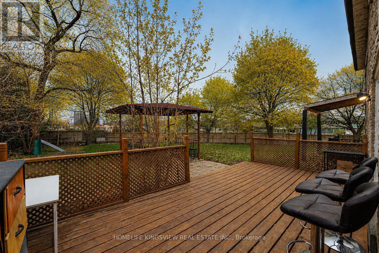 2147 Fifth Line West, Mississauga, ON photo 9