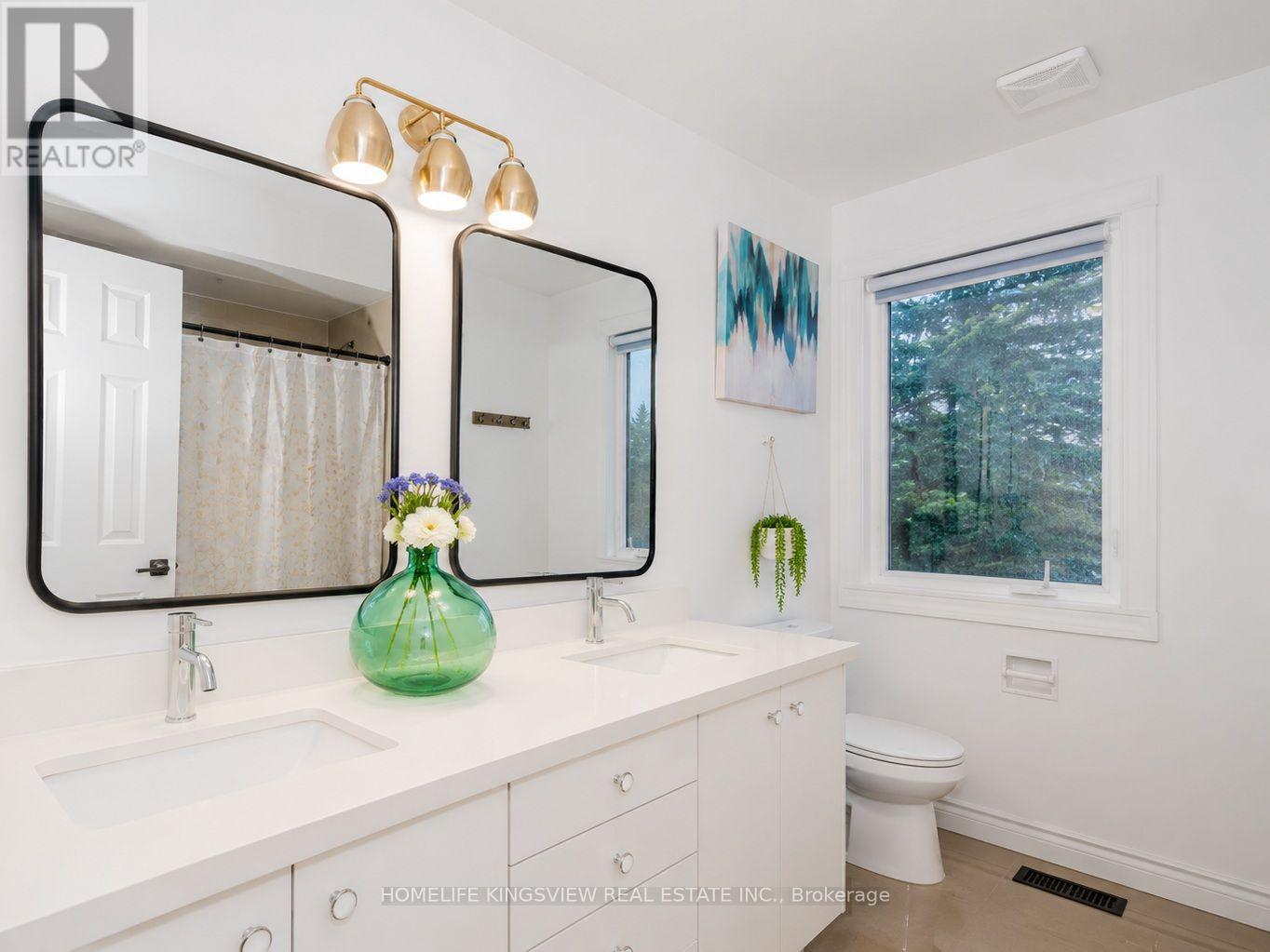2147 Fifth Line West, Mississauga, ON photo 7