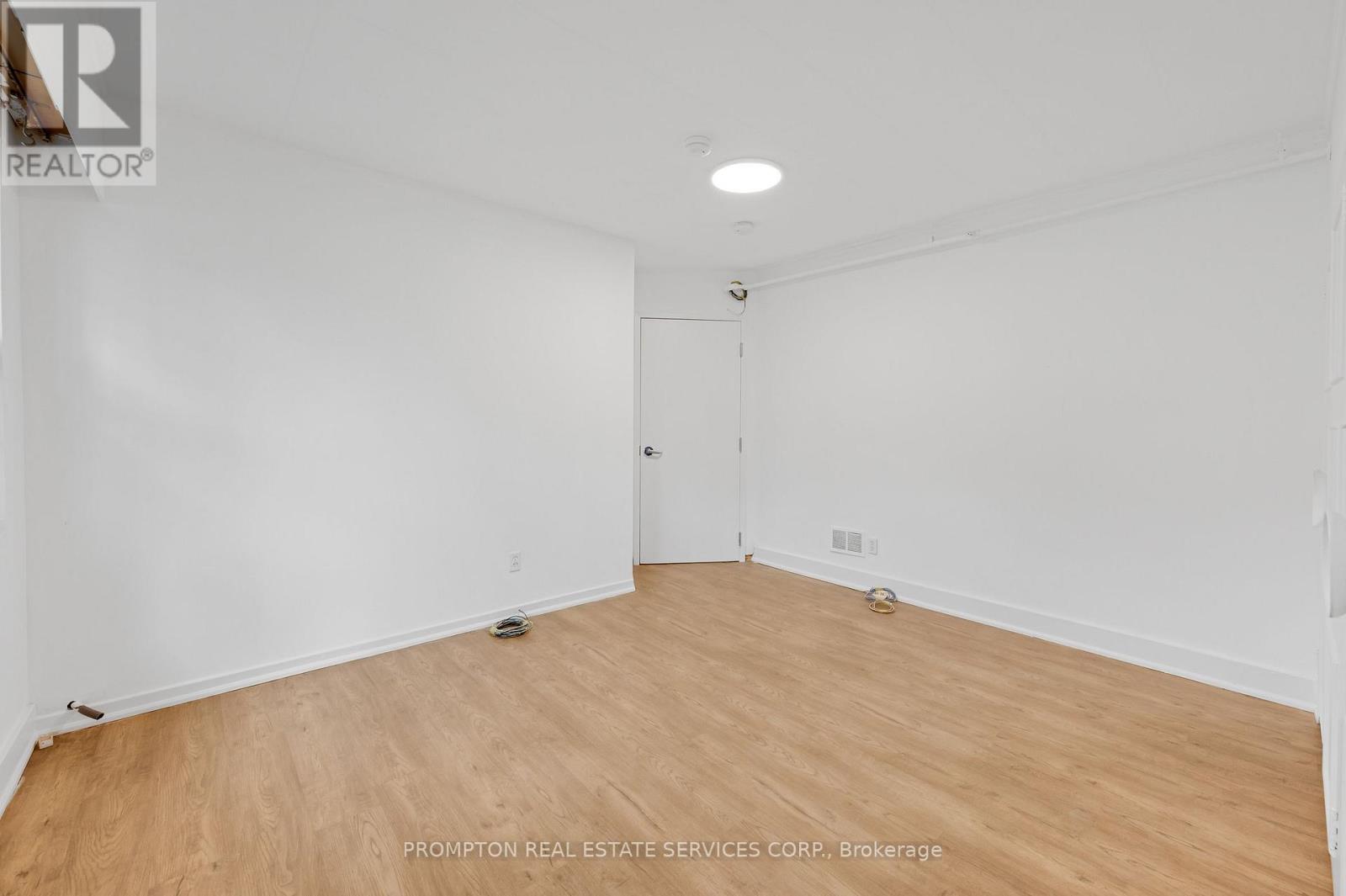 6 Kelso Street — photo 17