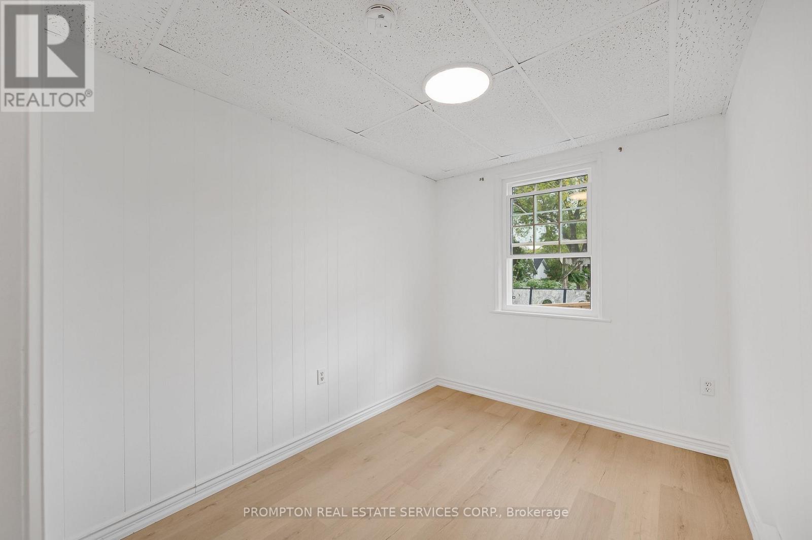 6 Kelso Street — photo 28