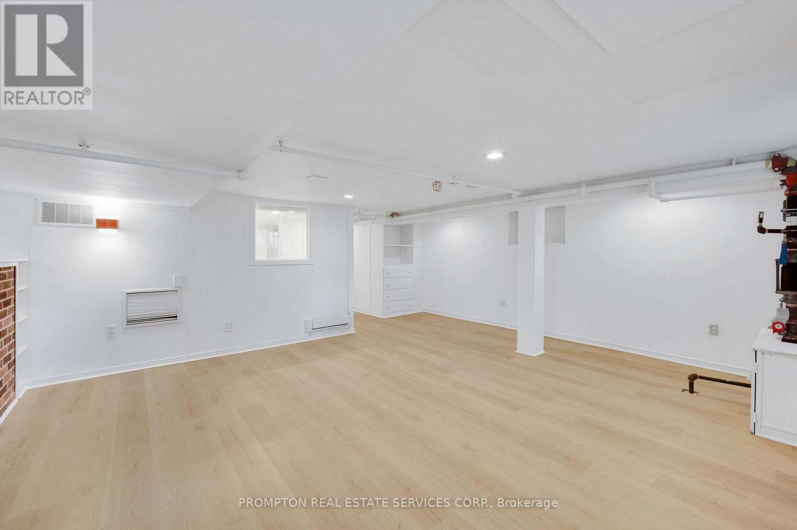 6 Kelso Street — photo 32