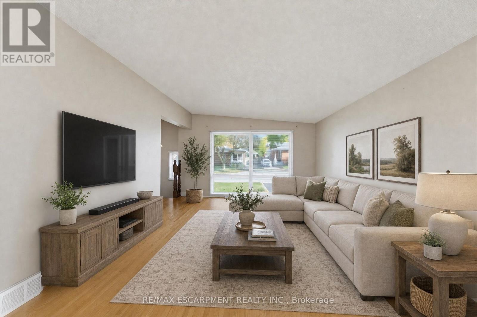 34 Fielding Crescent, Hamilton, ON photo 4