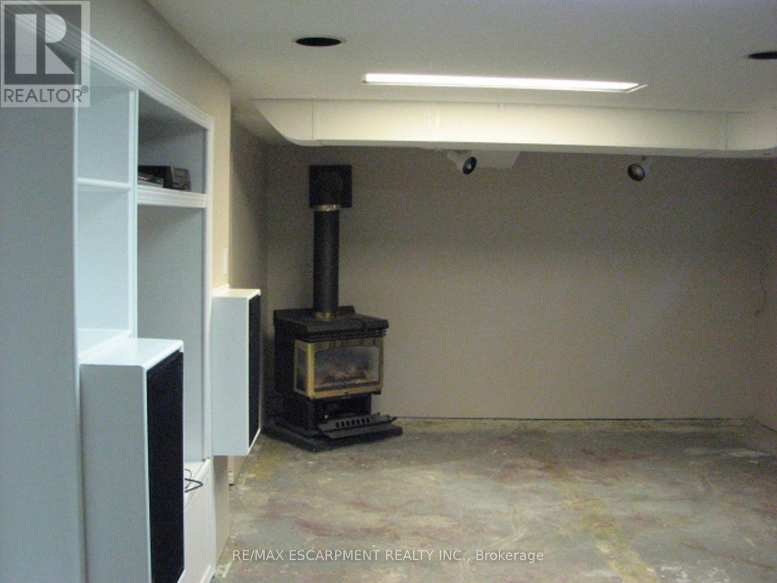 115 King Street East, Hamilton, ON photo 9