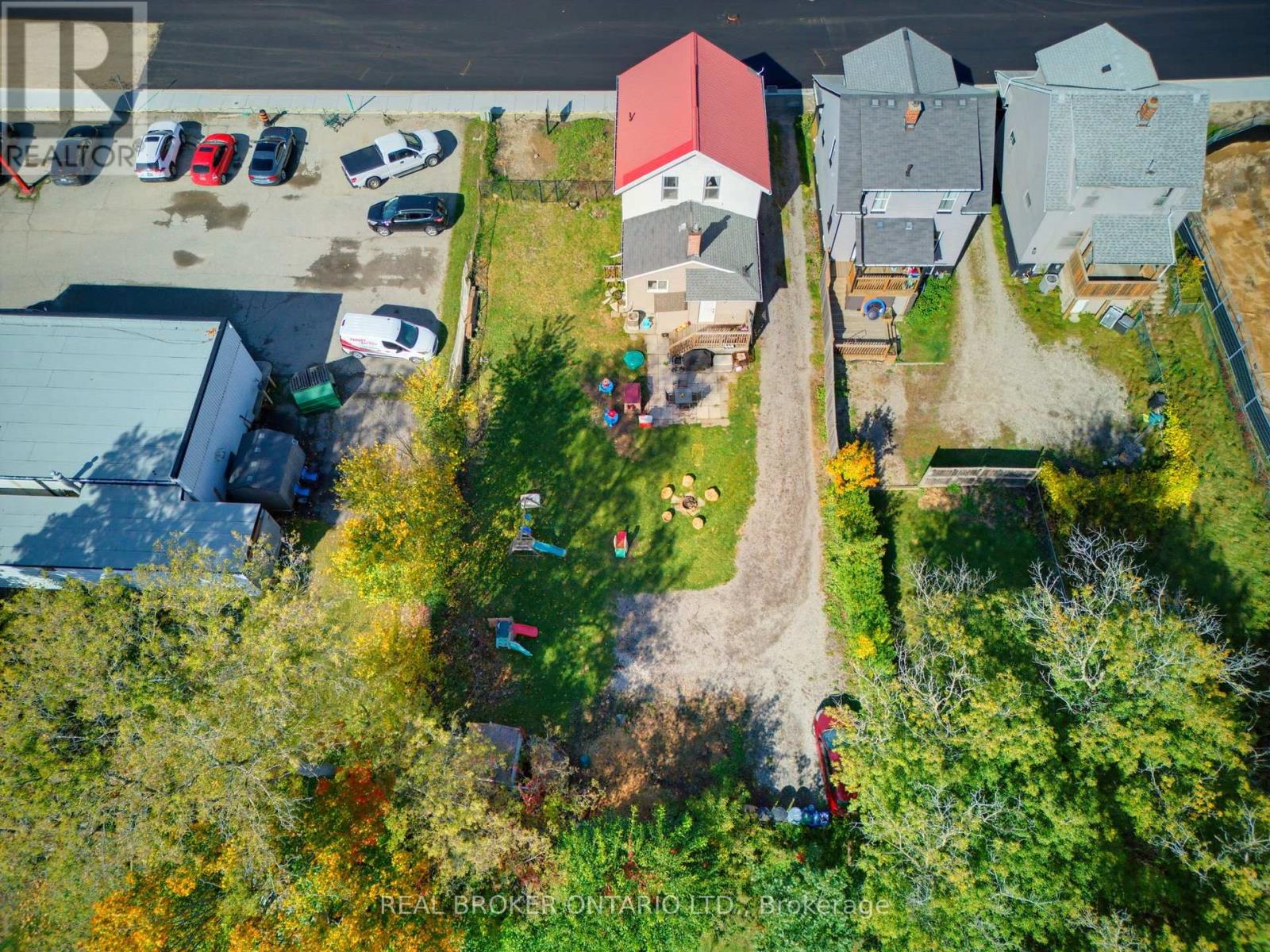252 Dundas Street, Woodstock, ON photo 29