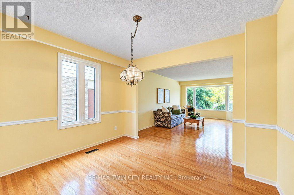 165 MCGARRY DRIVE - 10