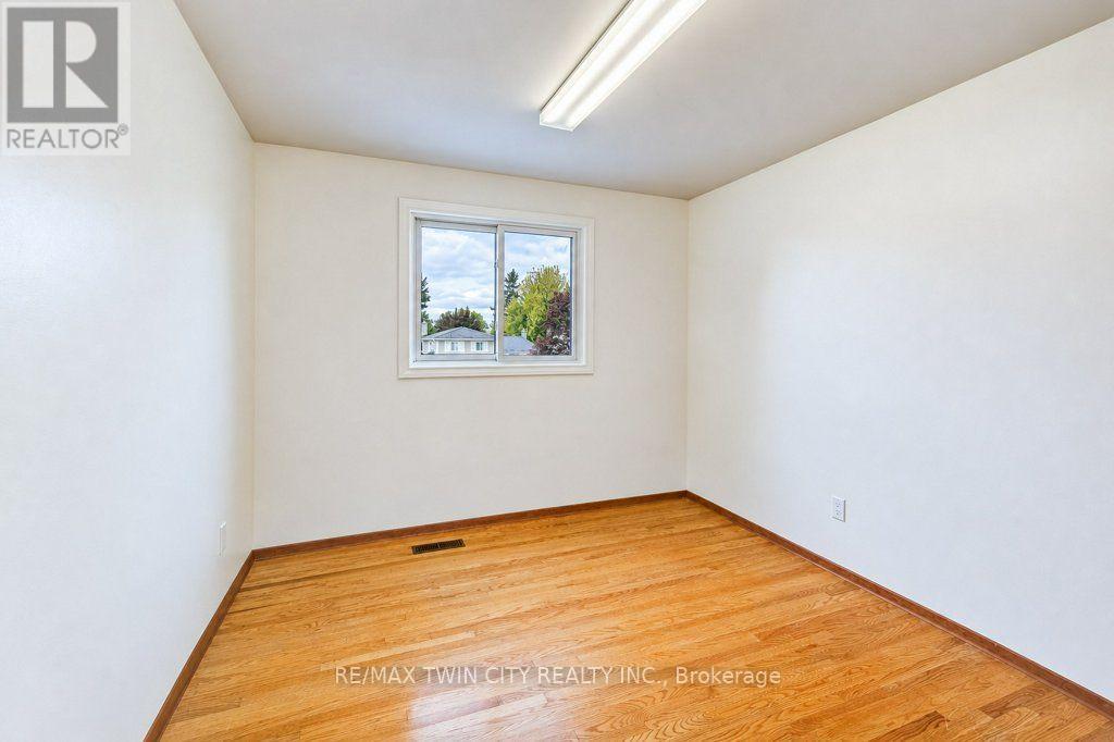 165 Mcgarry Drive, Kitchener, ON photo 33