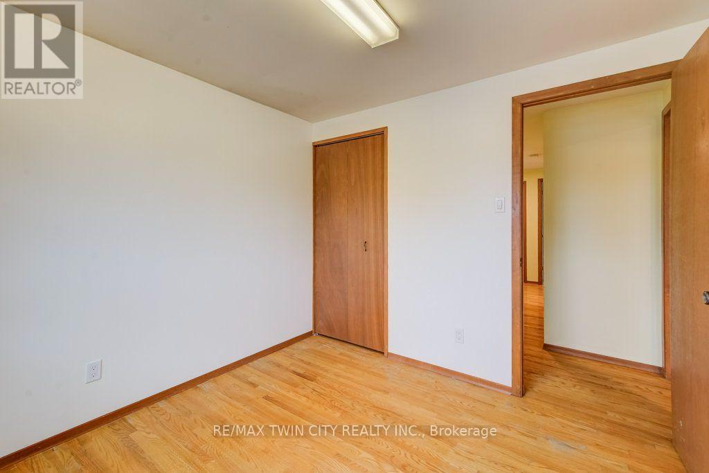 165 MCGARRY DRIVE - 34