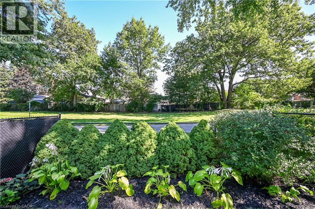 53 SUNNYCROFT Court - 16