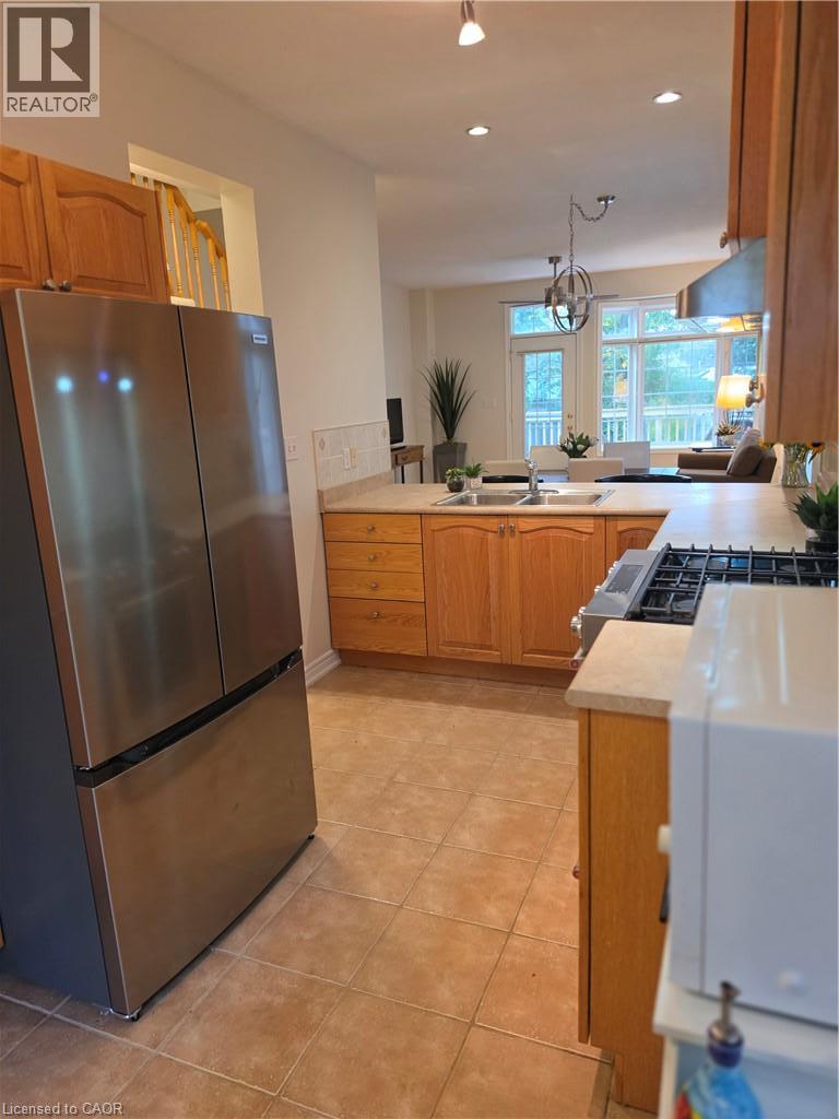 53 SUNNYCROFT Court - 4