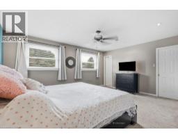 31 Karsh Crescent, Waterdown, ON  Photo 15