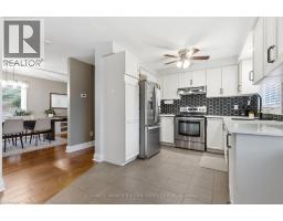31 Karsh Crescent, Waterdown, ON  Photo 23