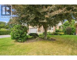 31 Karsh Crescent, Waterdown, ON  Photo 39