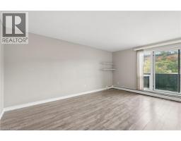 81 Charlton Avenue E Unit# 904, Hamilton, ON L8N1Y7 Photo 9