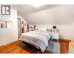 266 Mackenzie Street North, Sarnia, ON N7T6L3 Photo 17