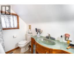 266 Mackenzie Street North, Sarnia, ON N7T6L3 Photo 20
