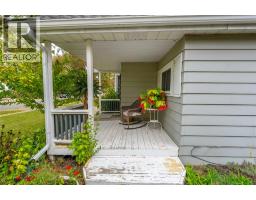 266 Mackenzie Street North, Sarnia, ON N7T6L3 Photo 31