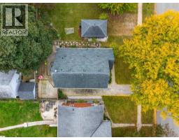 266 Mackenzie Street North, Sarnia, ON N7T6L3 Photo 34