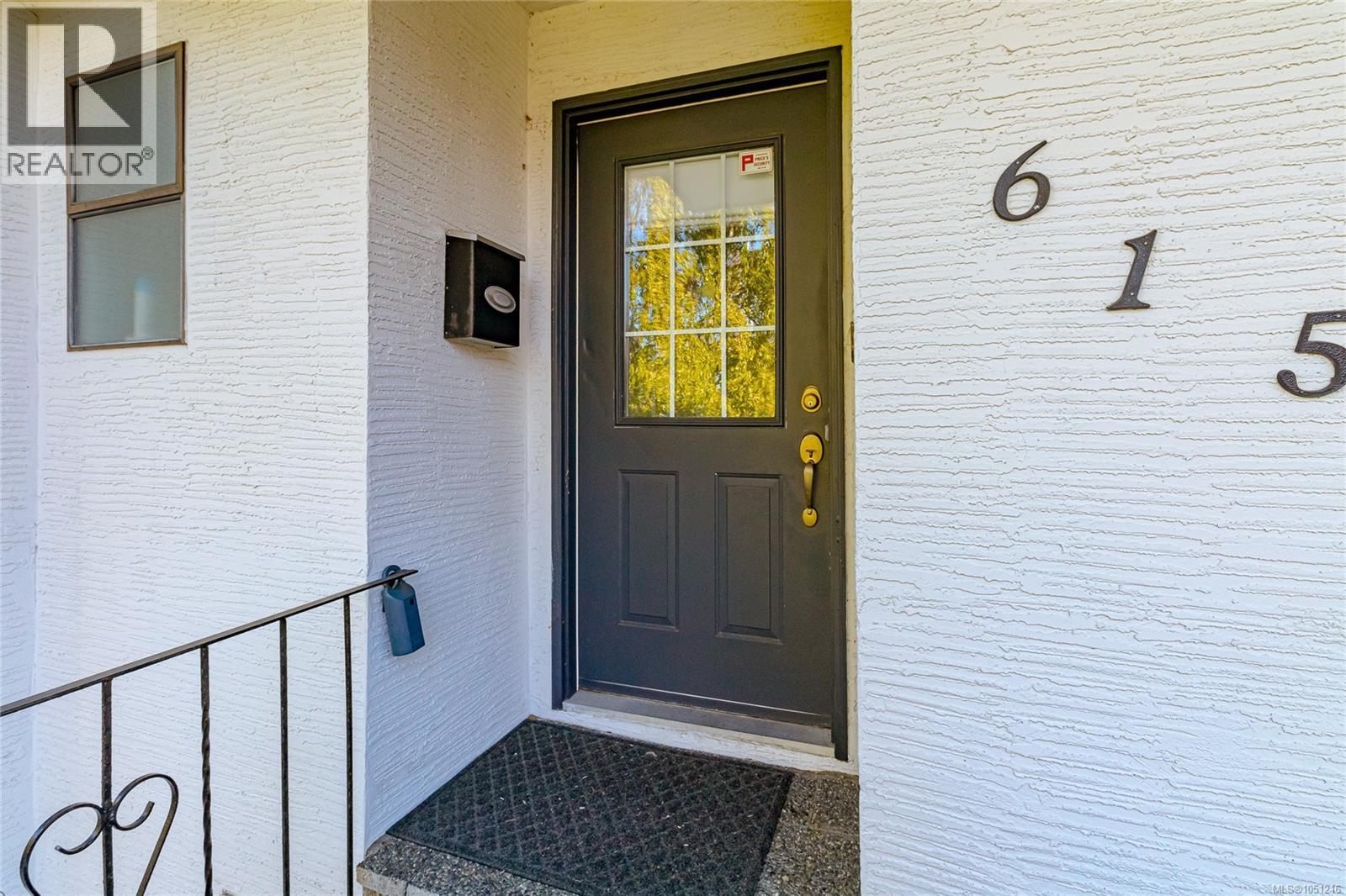 615 Sturdee St - 2