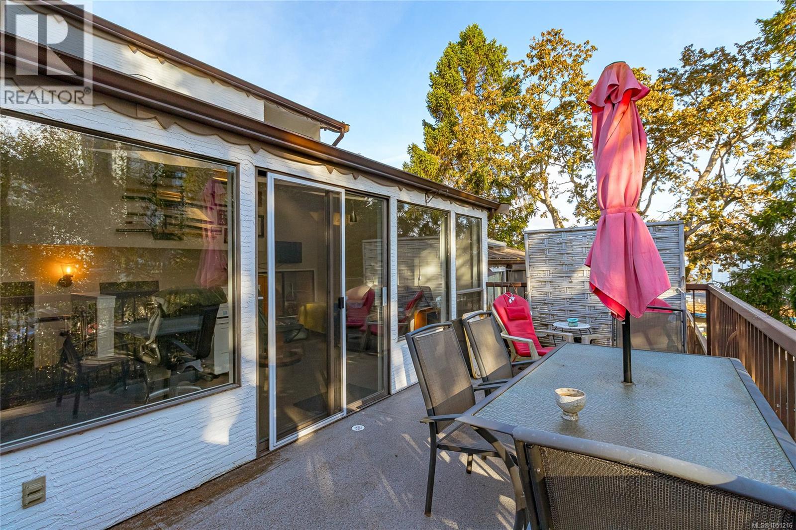 615 Sturdee St - 35