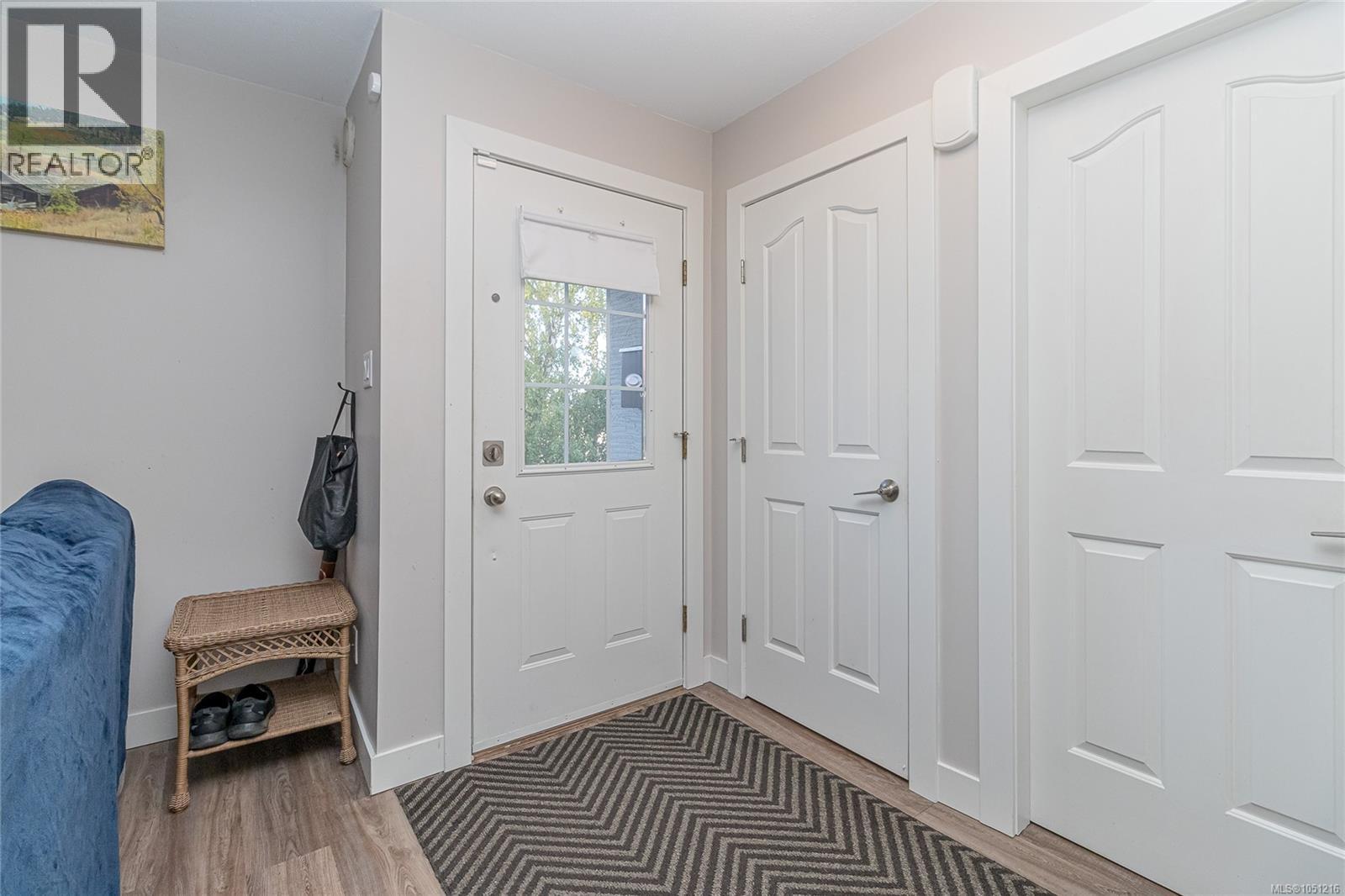 615 Sturdee St - 4