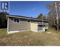 544 Chemin Du Parc, Val Comeau, NB E1X1H1 Photo 6