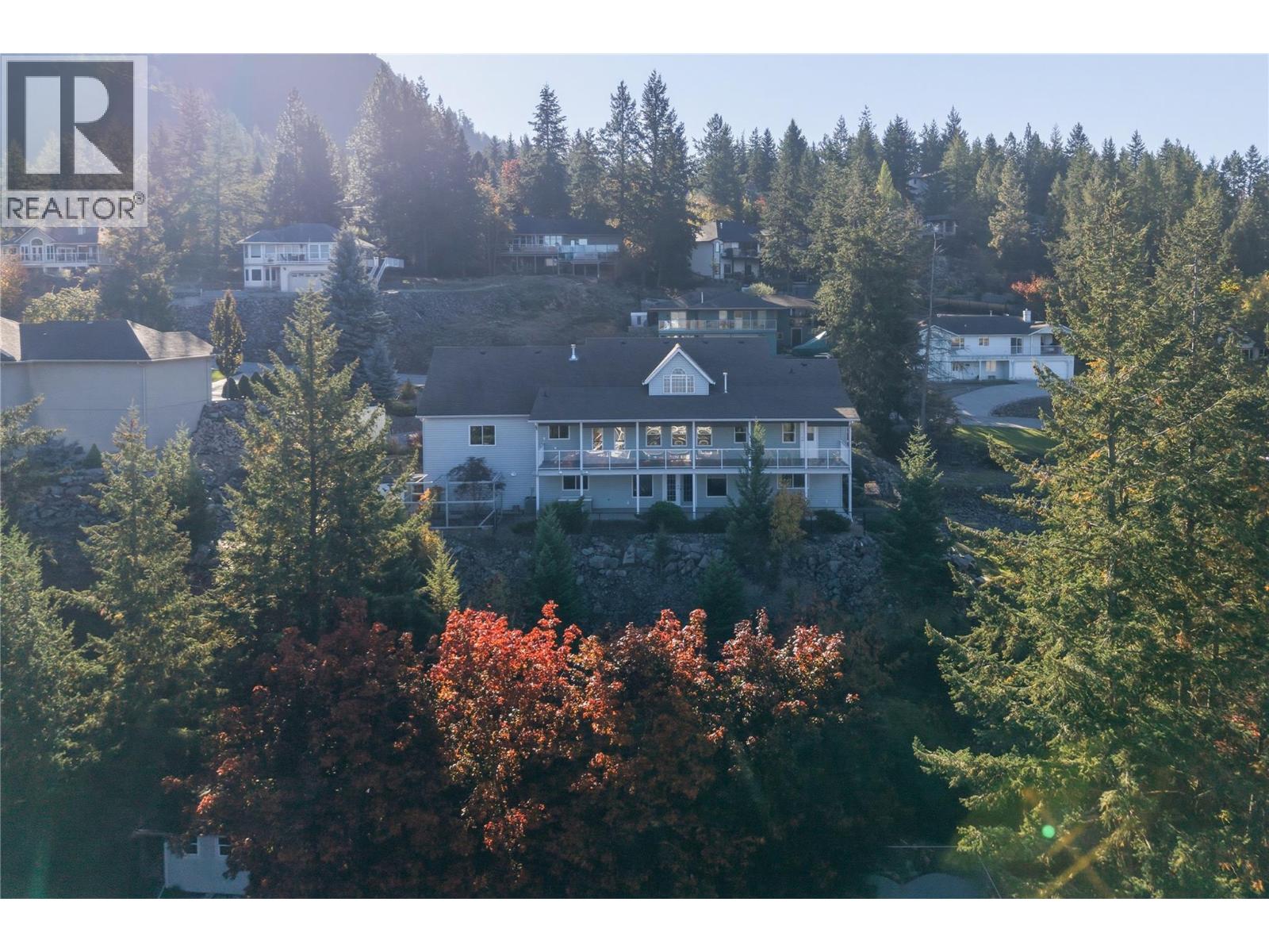 55 Peregrine Way - 54
