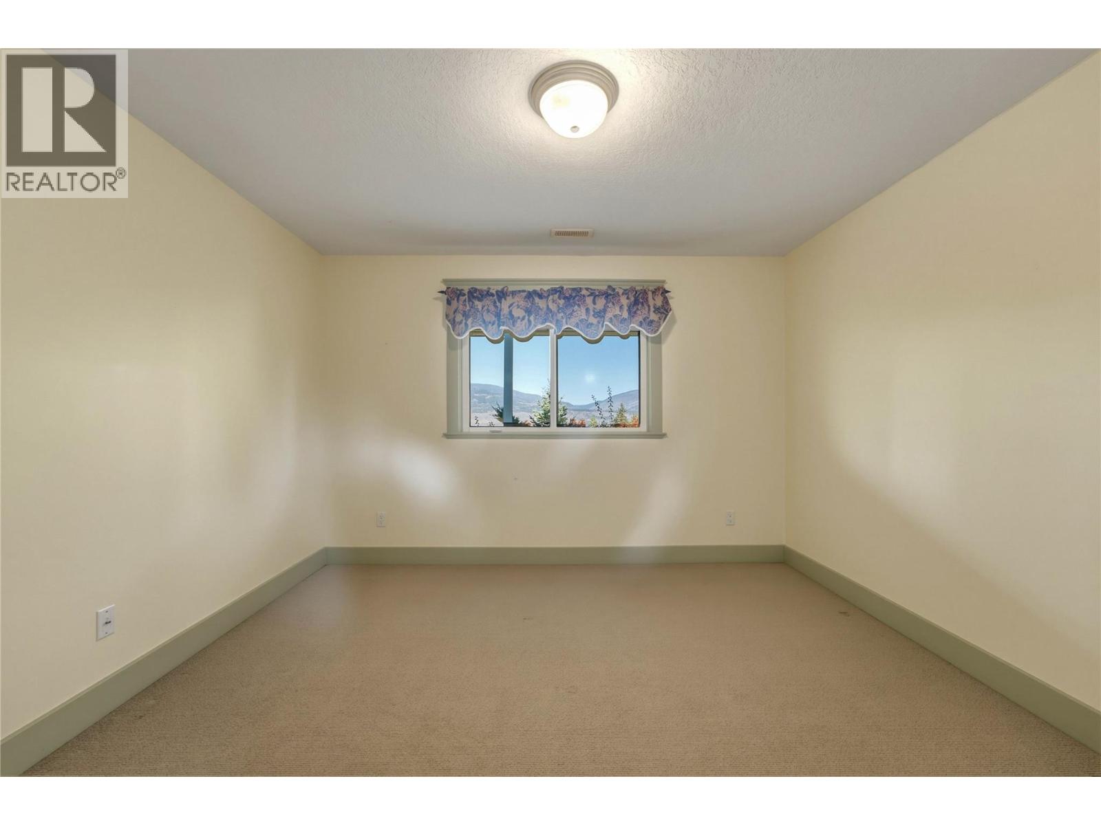 55 Peregrine Way - 38