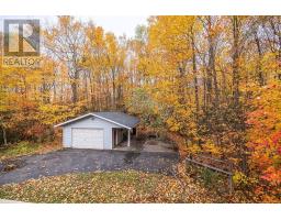 Bathroom - 123 Palomino Dr, Sault Ste  Marie, ON P6A0B2 Photo 7