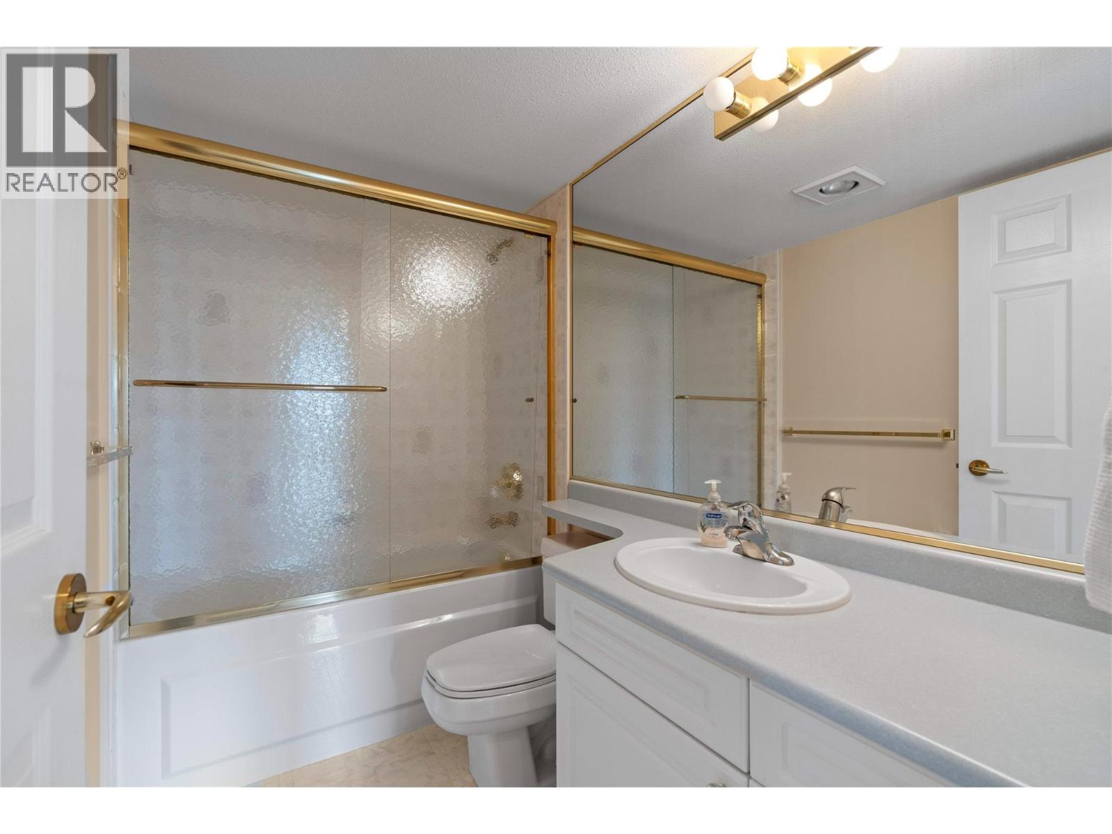 3300 Centennial Drive Unit# 303, Vernon