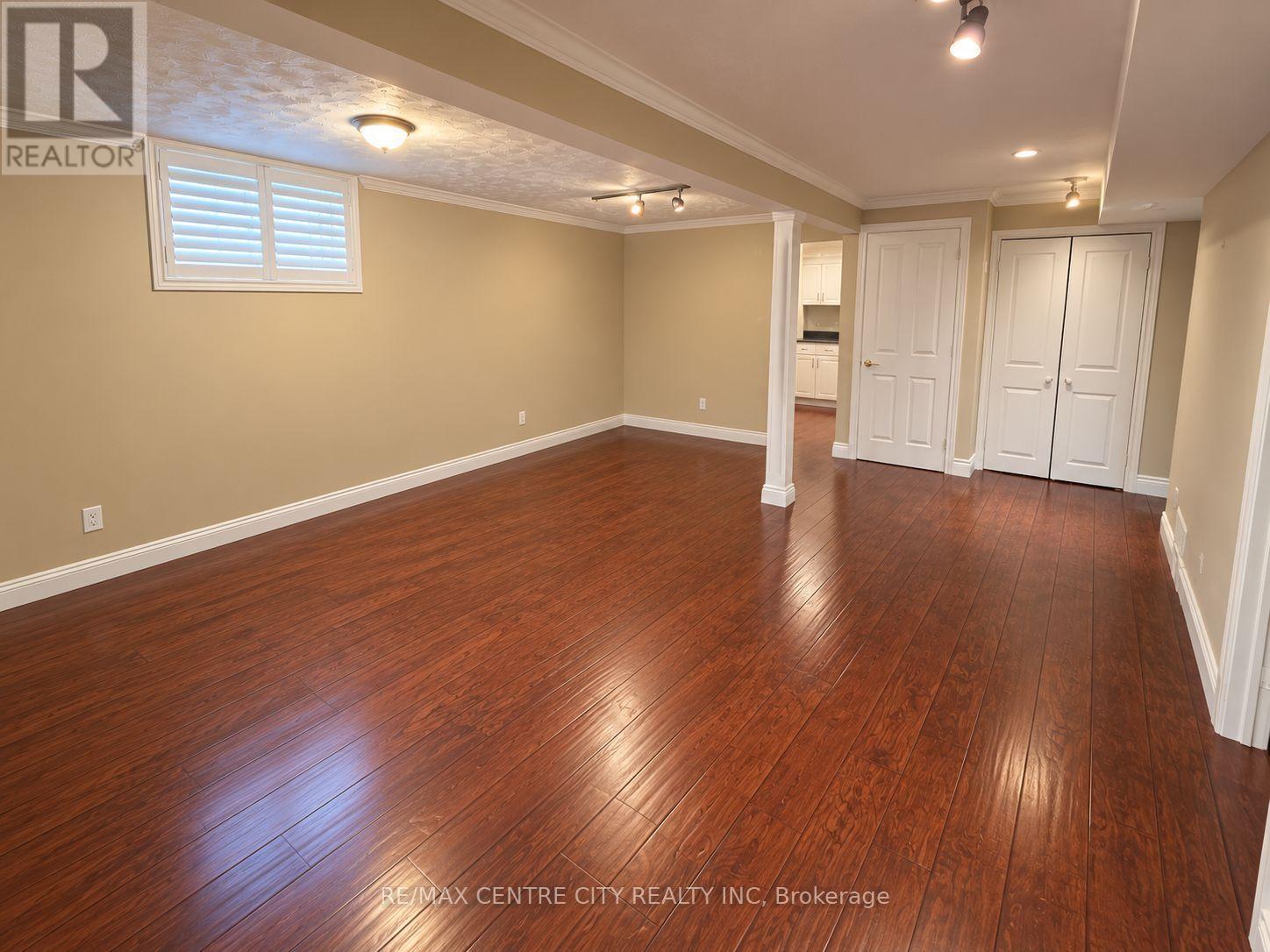 400 Ambleside Drive — photo 18