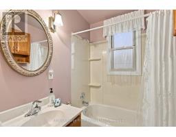 709 Athol Street, Whitby, ON L1N4A1 Photo 18
