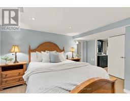 709 Athol Street, Whitby, ON L1N4A1 Photo 25