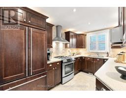 Family room - 709 Athol Street, Whitby, ON L1N4A1 Photo 6
