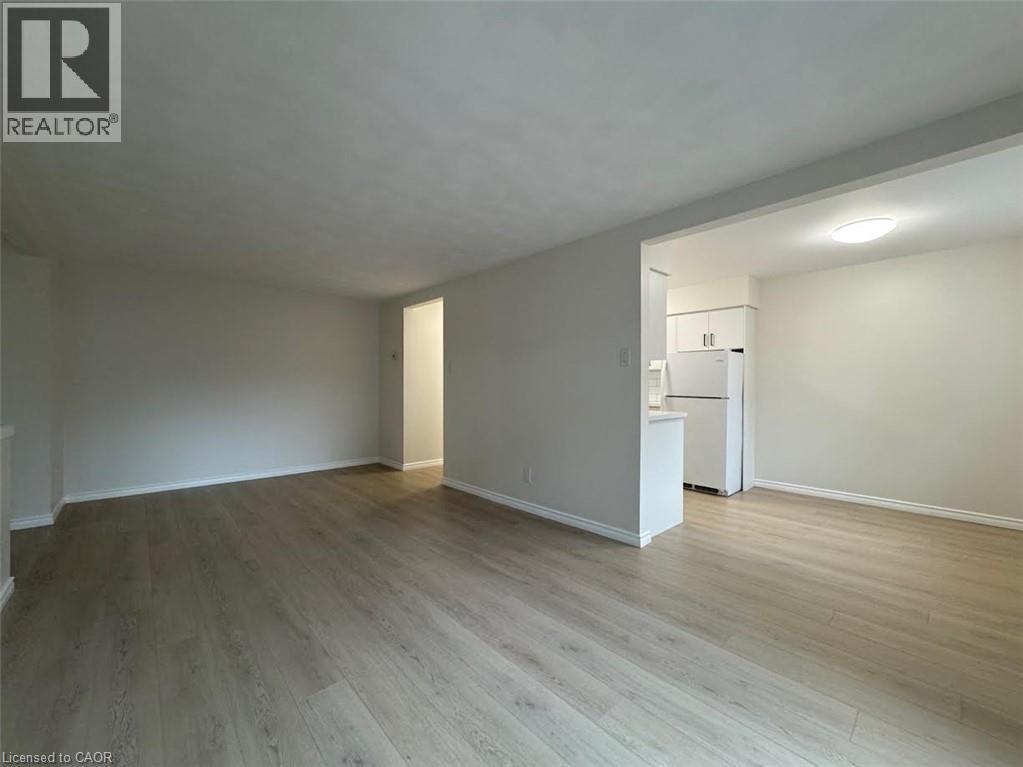 355 Clyde Road — photo 4