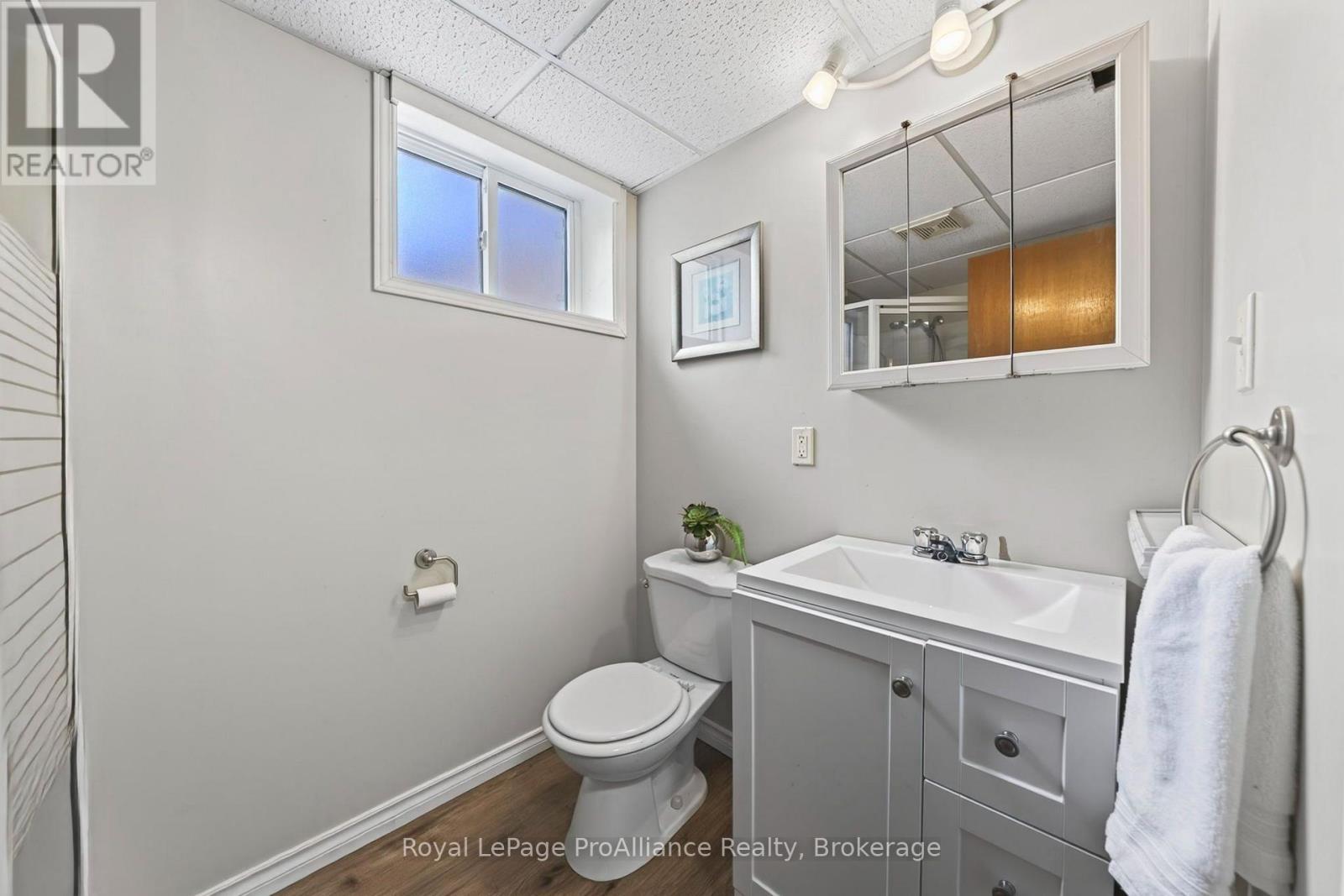 51 Craig Street, Belleville, ON photo 21