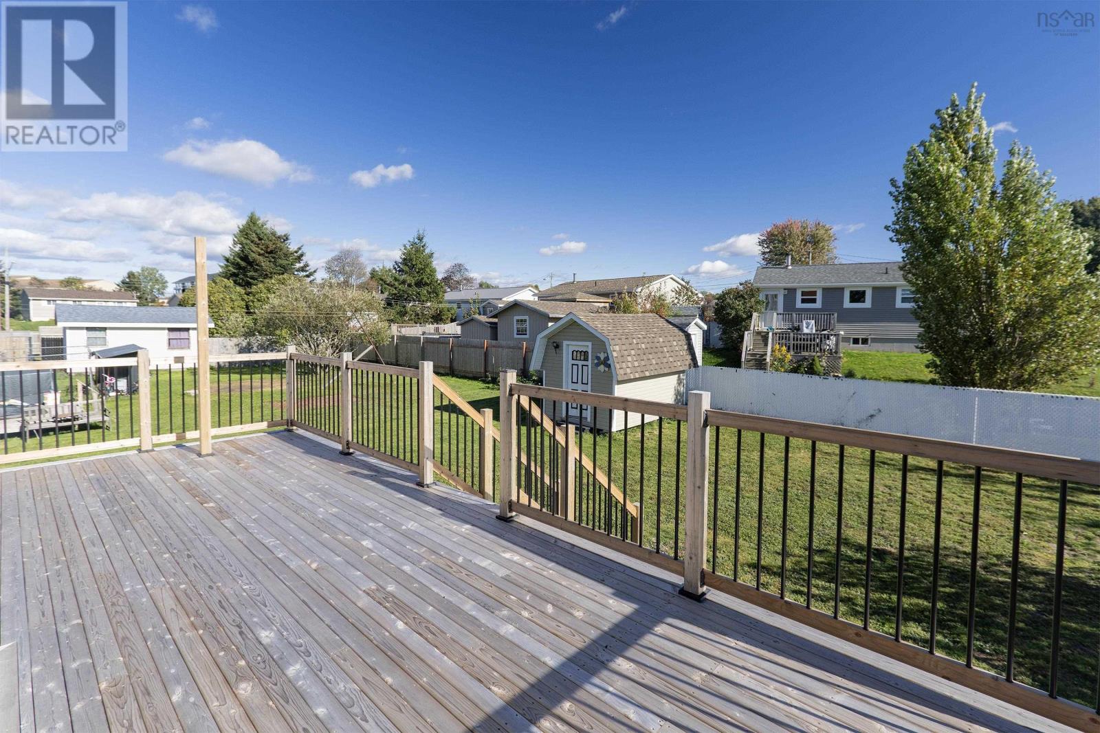 20 Dickey Street - 24