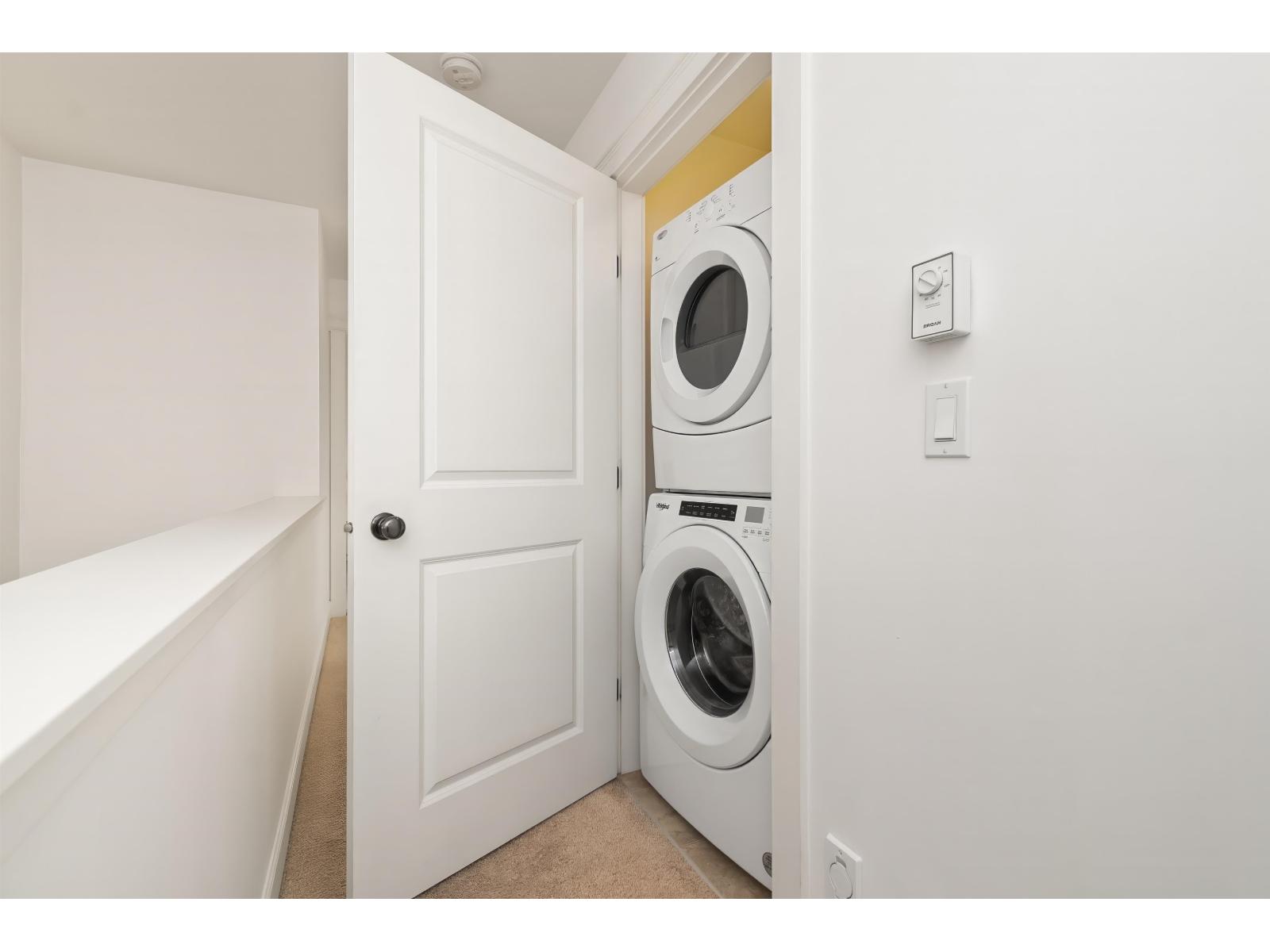 Photo of 41 45290 SOOWAHLIE CRESCENT, Garrison Crossing 31
