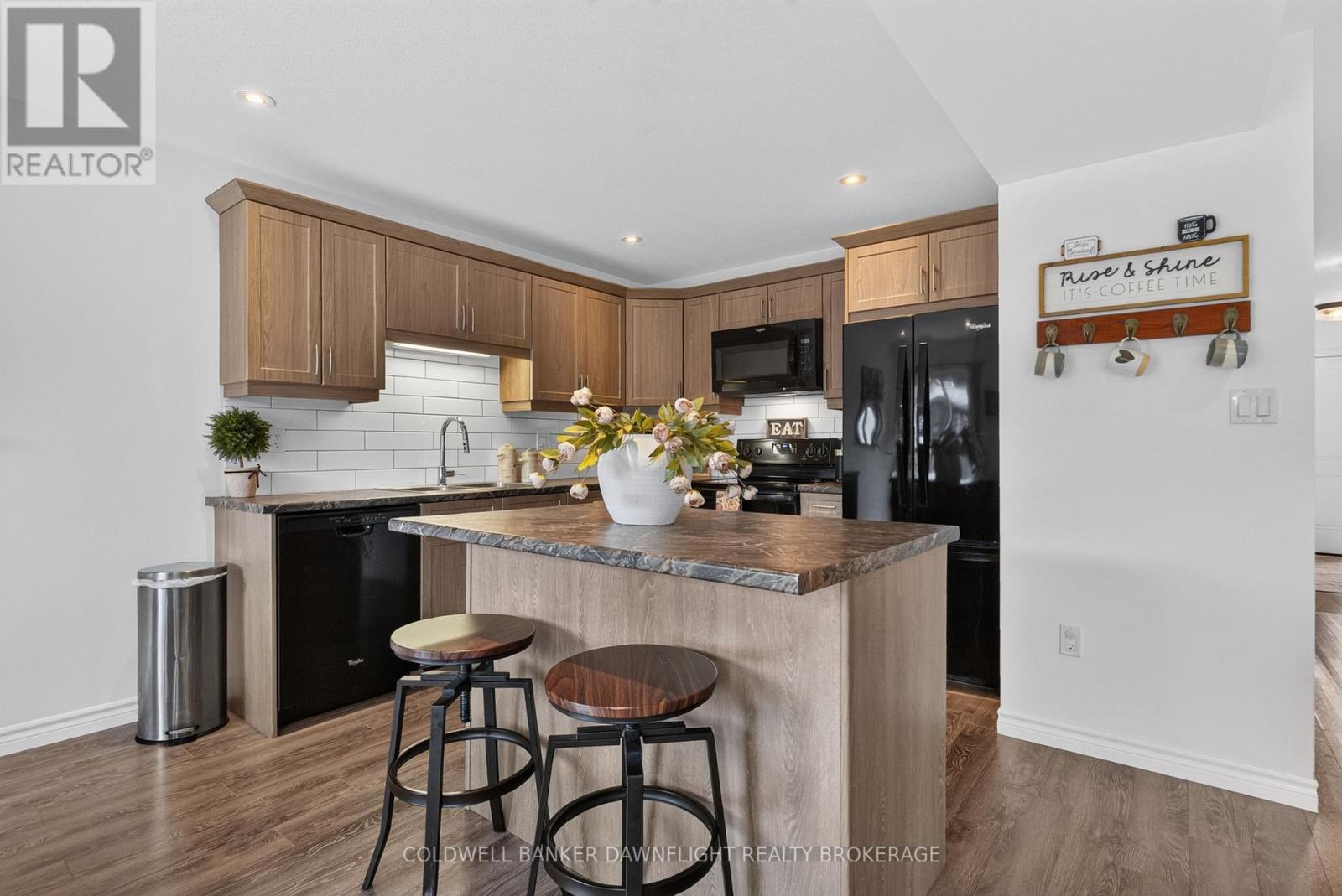 376 Beech Street — photo 11