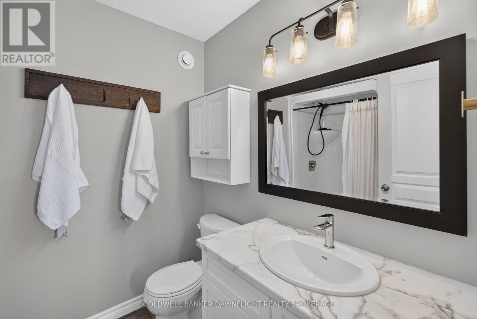 376 Beech Street — photo 19