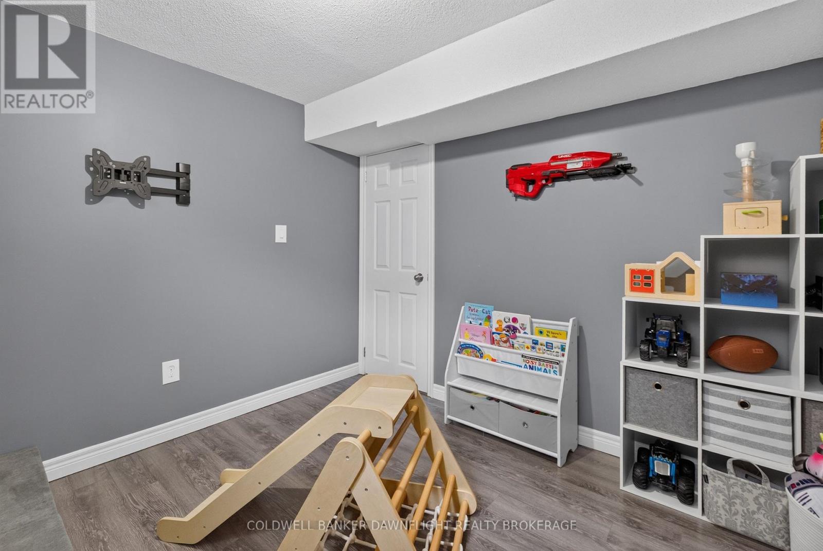 376 Beech Street — photo 30