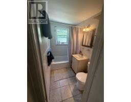 220 Bernard Avenue, London East, ON N6A2M8 Photo 8