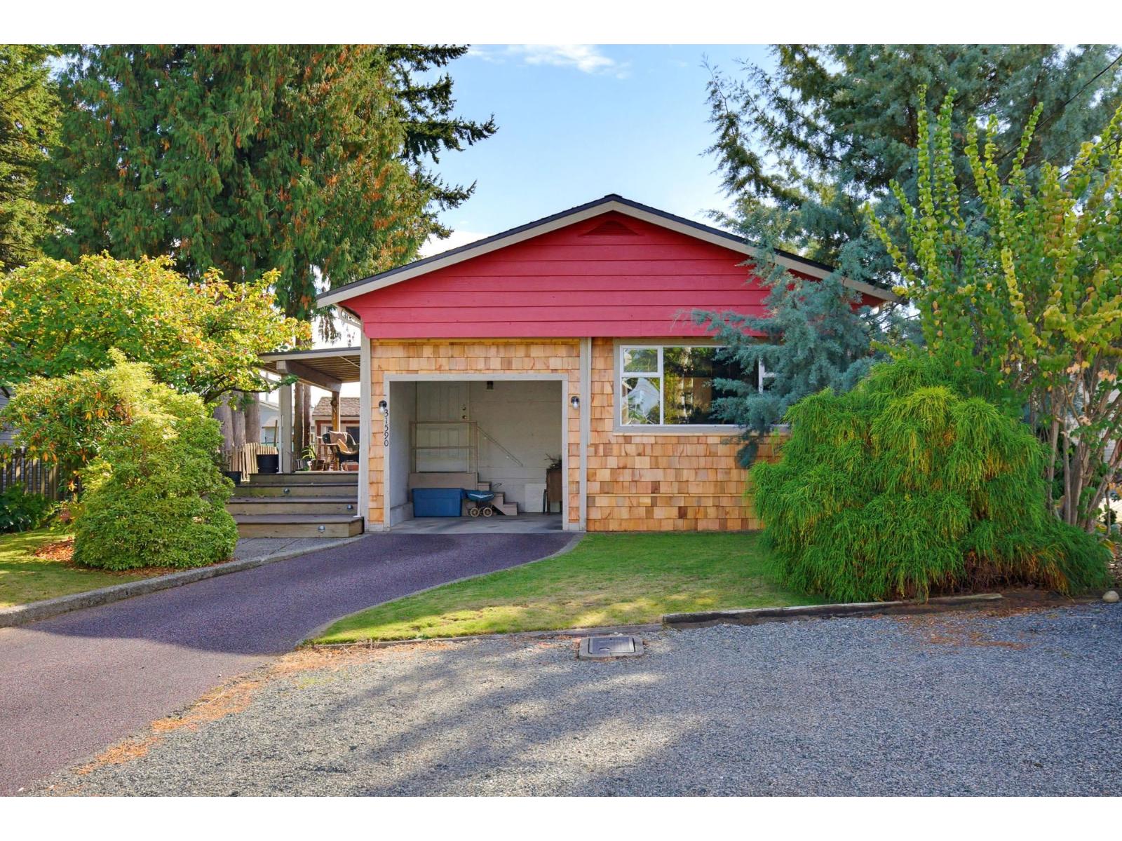 Property for sale at 31590 OAKRIDGE CRESCENT