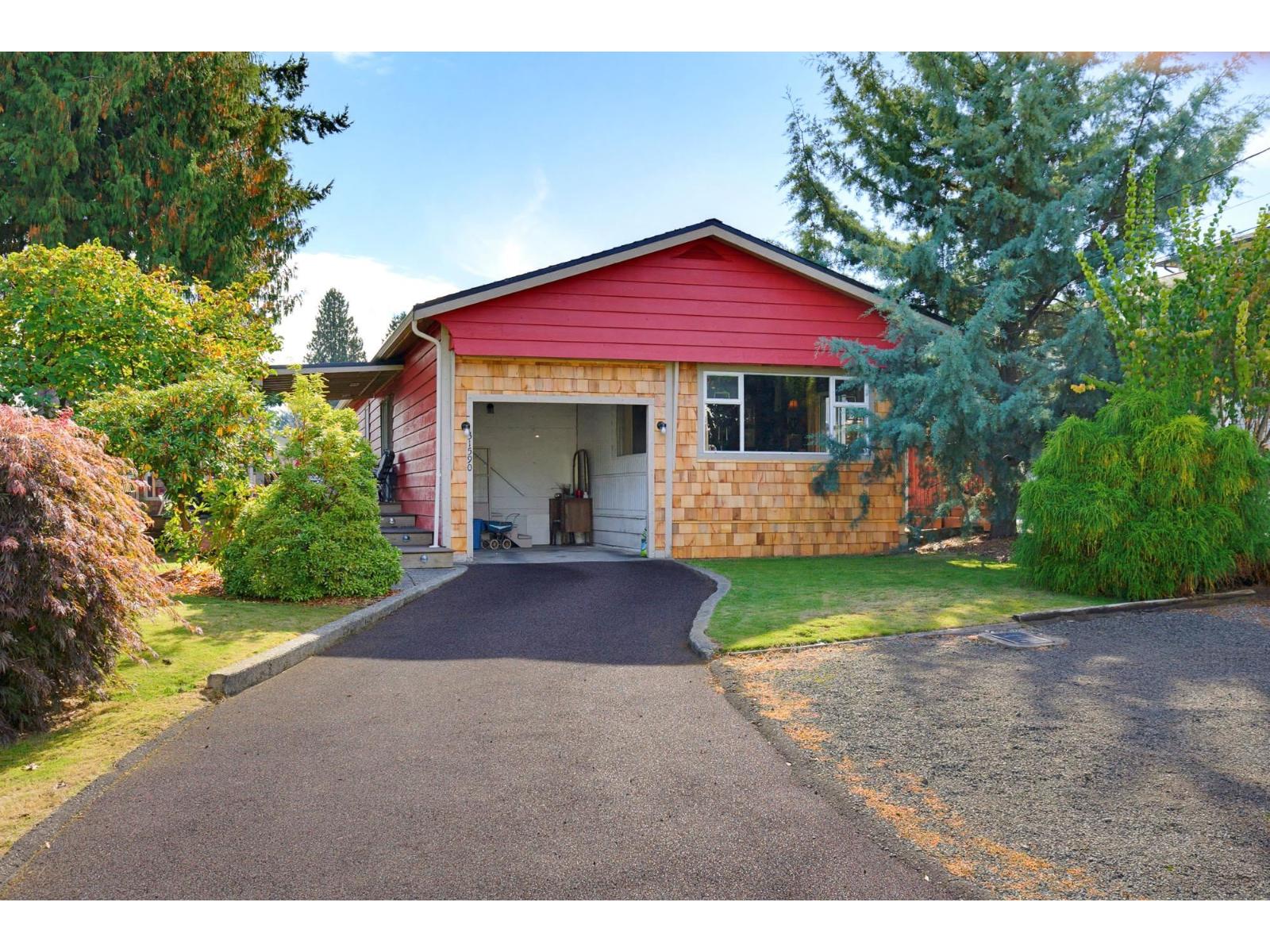 Photo of 31590 OAKRIDGE CRESCENT 37