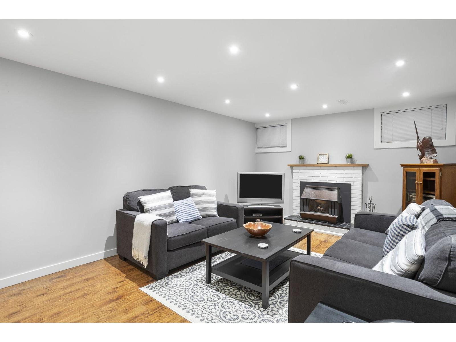 4 Bed, 2 Bath House for Sale in Abbotsford – 33268 SWANSEA AVENUE, Abbotsford – MLS# R3175265 - Image 20