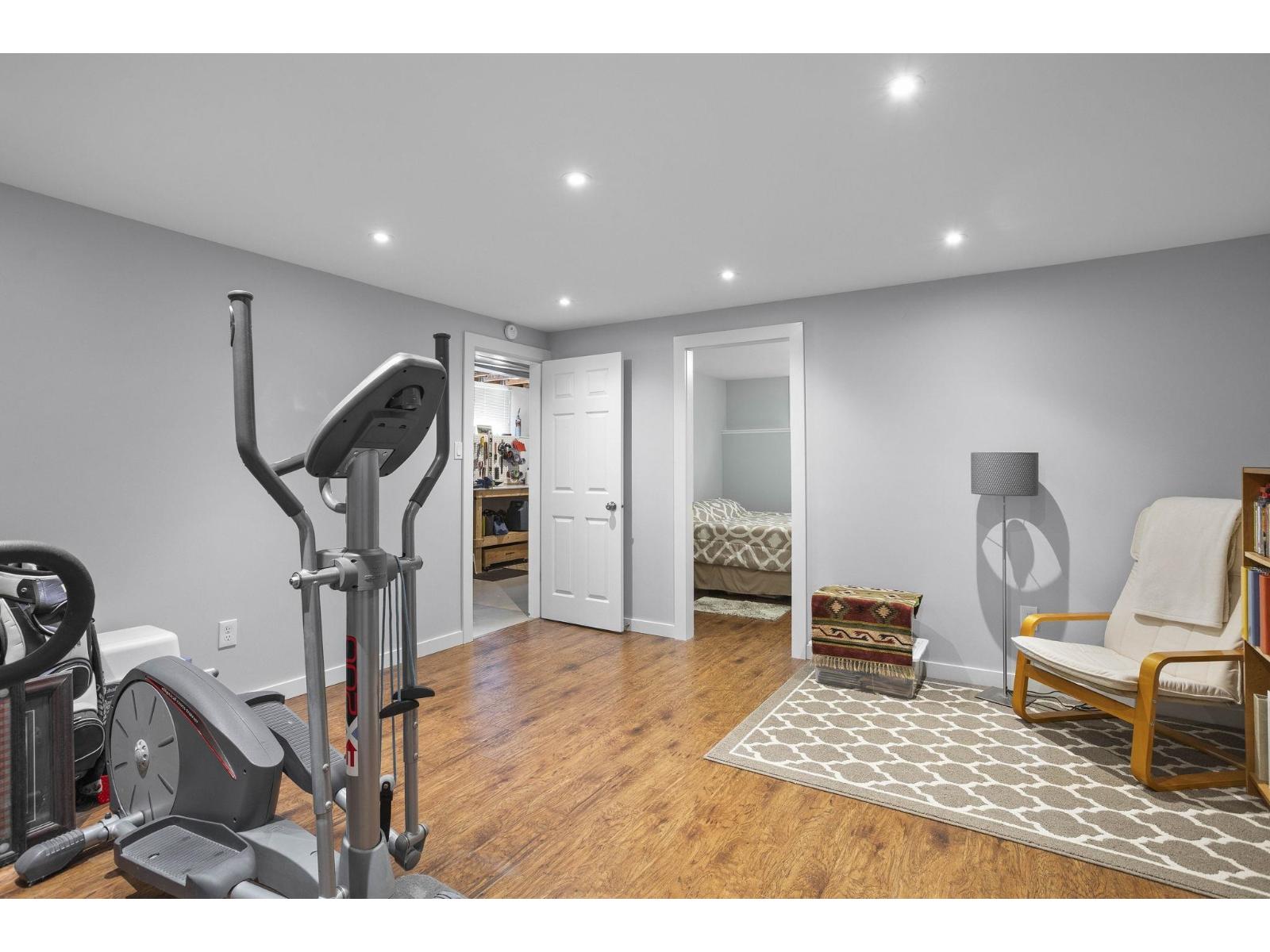4 Bed, 2 Bath House for Sale in Abbotsford – 33268 SWANSEA AVENUE, Abbotsford – MLS# R3175265 - Image 25