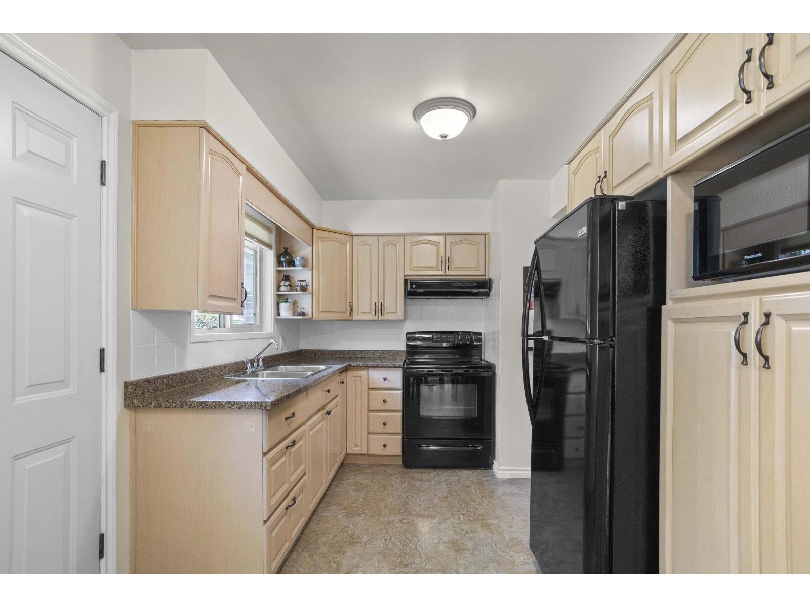 4 Bed, 2 Bath House for Sale in Abbotsford – 33268 SWANSEA AVENUE, Abbotsford – MLS# R3175265 - Image 10