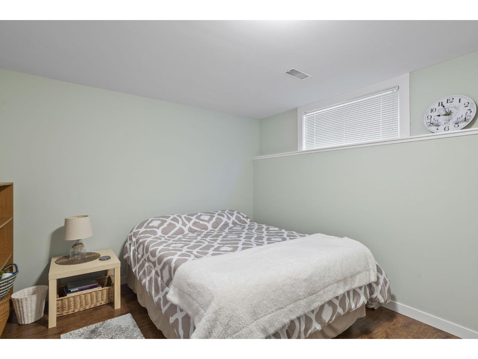 4 Bed, 2 Bath House for Sale in Abbotsford – 33268 SWANSEA AVENUE, Abbotsford – MLS# R3175265 - Image 27