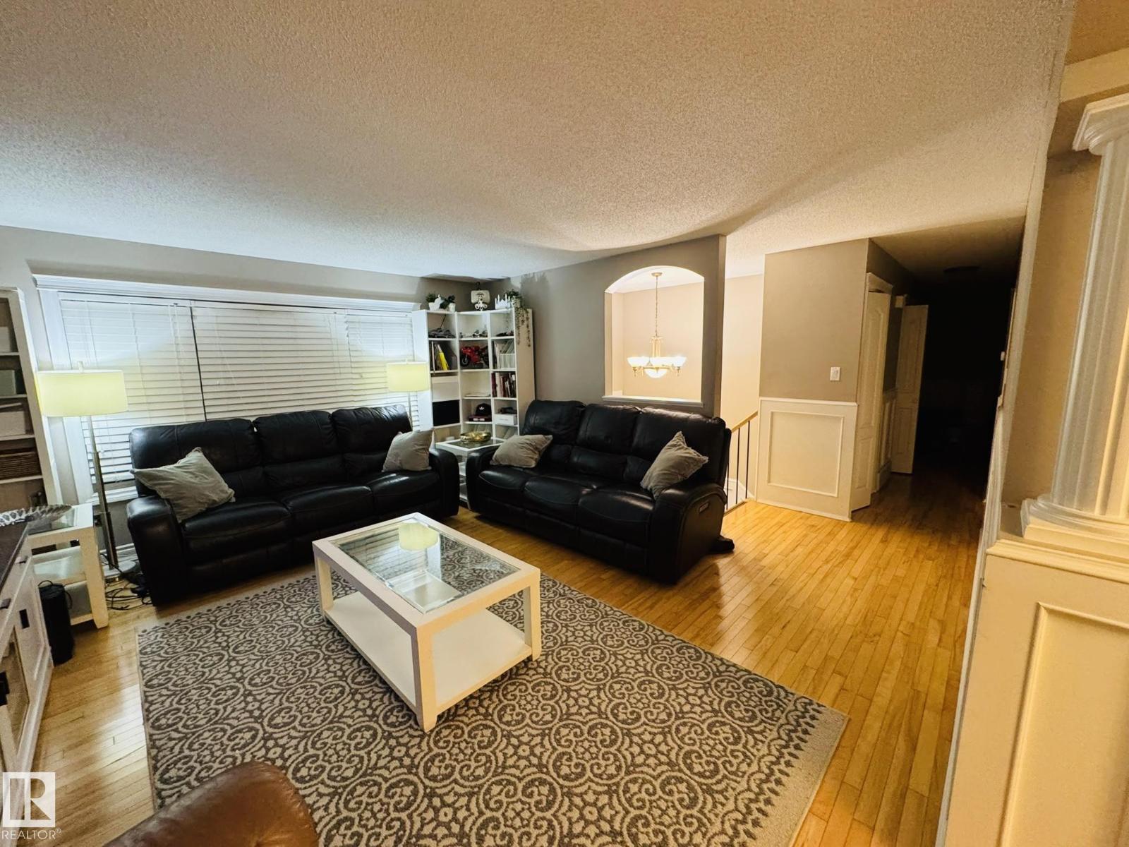 8416 145 Avenue NW, photo 2
