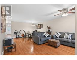 Living room - 703 Aberdeen Street, Renfrew, ON K7V0A3 Photo 6