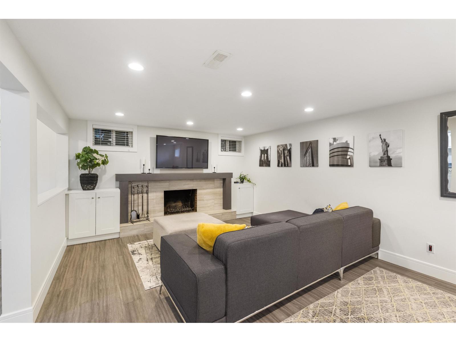 Photo of 2509 ALDERVIEW STREET 19